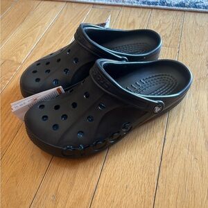 CROCS Men’s size 9 or Women’s size 11